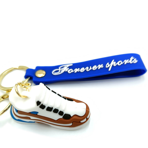 מחזיק מפתחות נעלי סניקרס