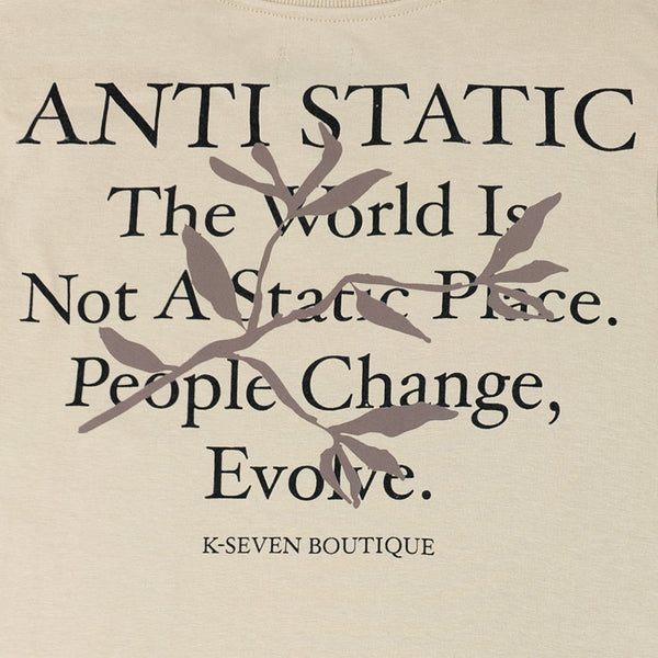 חולצה מודפסת עם סיומת ריב