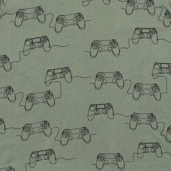 זוג פיג'מות מודפסות קונסולות