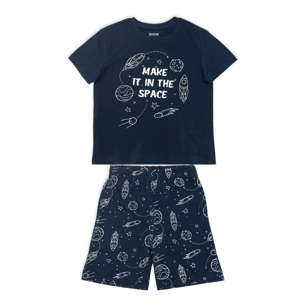 זוג פיג'מות מודפסות