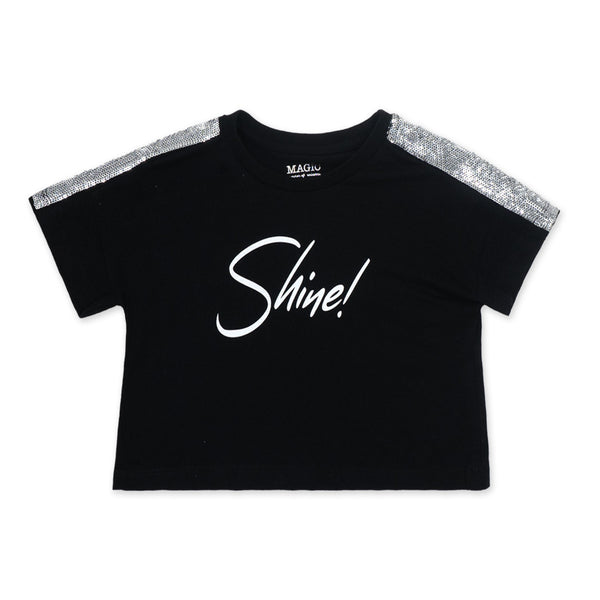 זוג חולצות בגזרה רחבה עם אפליקציות בנות