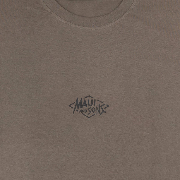 חולצת Maui & Sons מודפסת Shark Town גברים S-XXXL