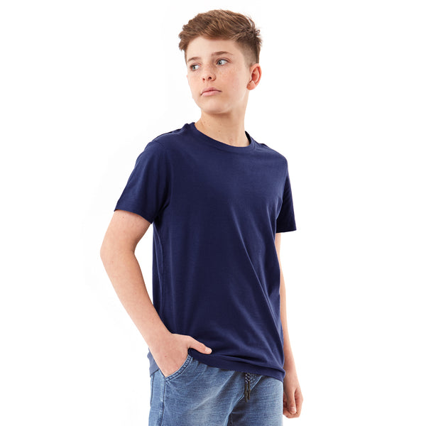 מארז 8 חולצות חלקות צווארון עגול בנים