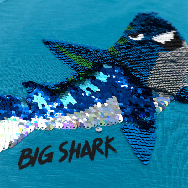 זוג חולצות עם אפליקציות כריש ודולפין בנים