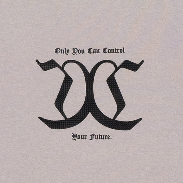 חולצת לייקרה עם הדפס מובלט