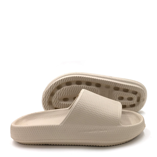 כפכפי גומי פתוחים נשים