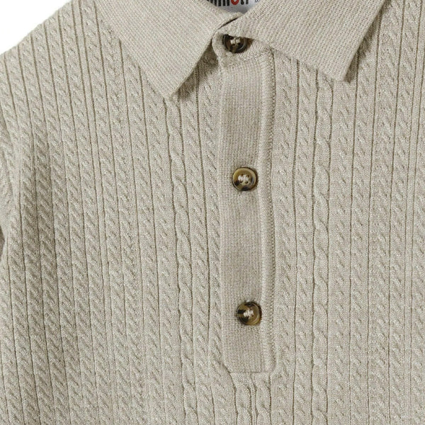 סריג מינוטי עם צווארון כפתורים