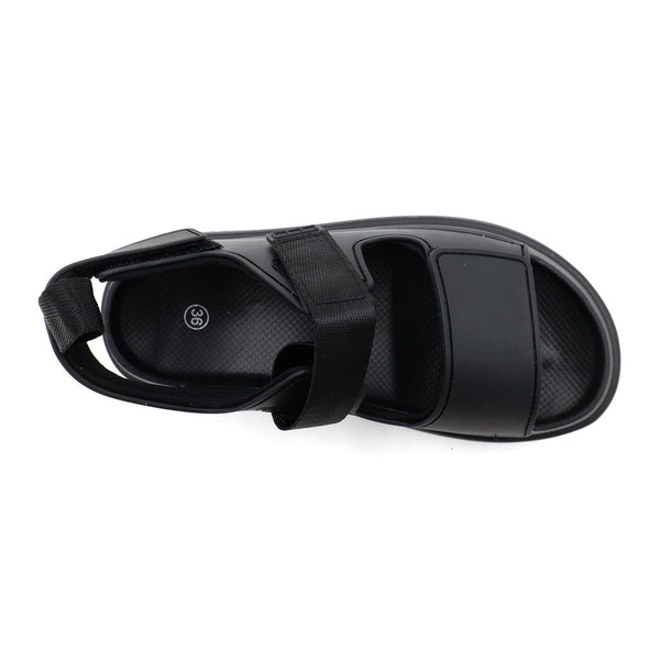 סנדלים עם רצועות וסוליה גבוהה נשים