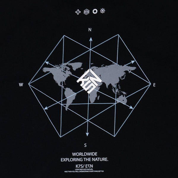 חולצה מודפסת עם שרוול ריב