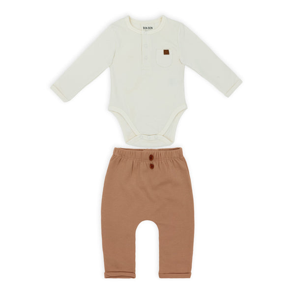 זוג חליפות בגדי גוף