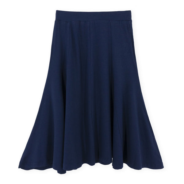 חצאית עם קפלי פנלים בנות