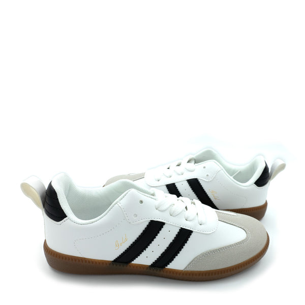 נעלי ספורט פסים