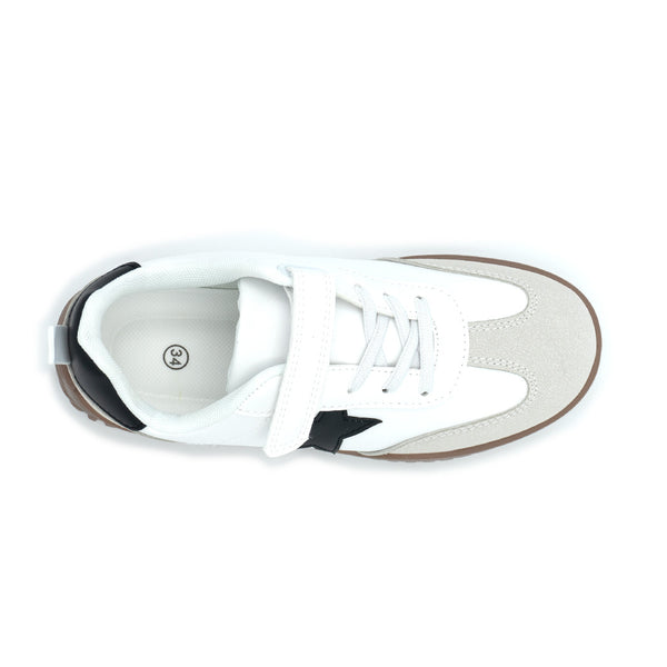 נעלי סקוטש עם פאץ' כוכב