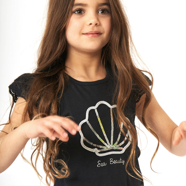 זוג חולצות רקמה ופאייטים שחור ואפרסק בנות