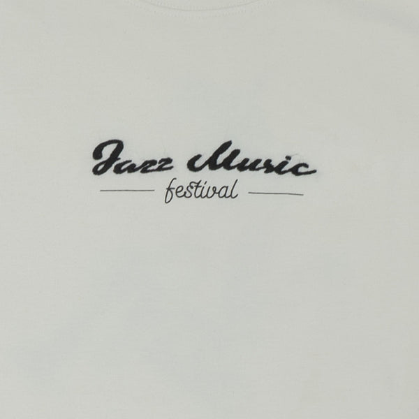 חולצת אוברסייז עם פאץ' בגב