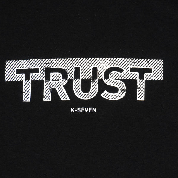 חולצת לייקרה עם הדפס Trust כסוף מובלט