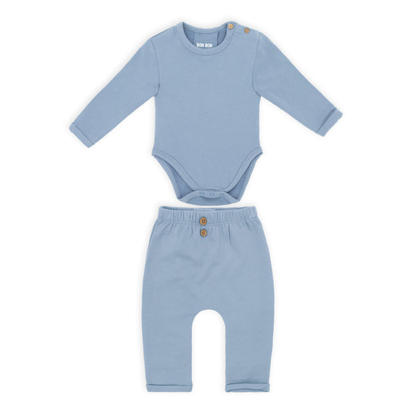 זוג חליפות בגדי גוף