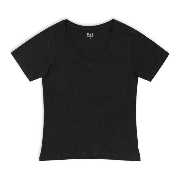 חולצת לייקרה צווארון וי