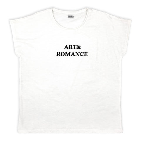 חולצה עם שרוול שמוט והדפס