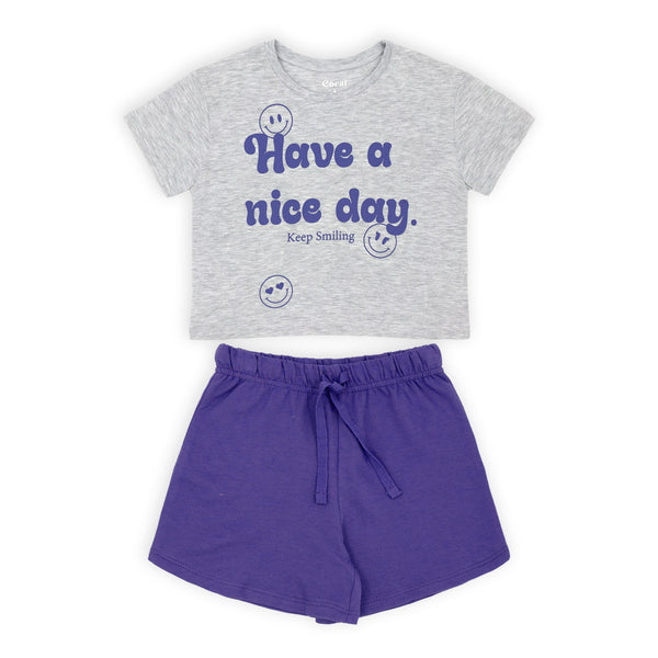 זוג חליפות חולצה ושורט