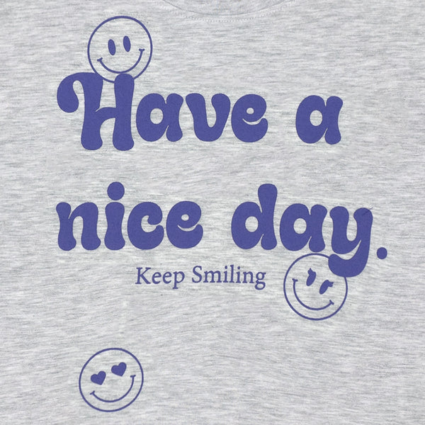 זוג חליפות חולצה ושורט