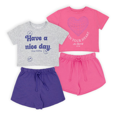 זוג חליפות חולצה ושורט