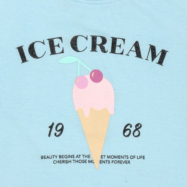 זוג חליפות חולצה ושורט