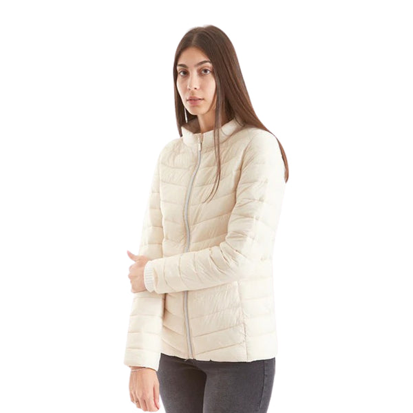 מעיל קווילט קפוצ'ון נשים