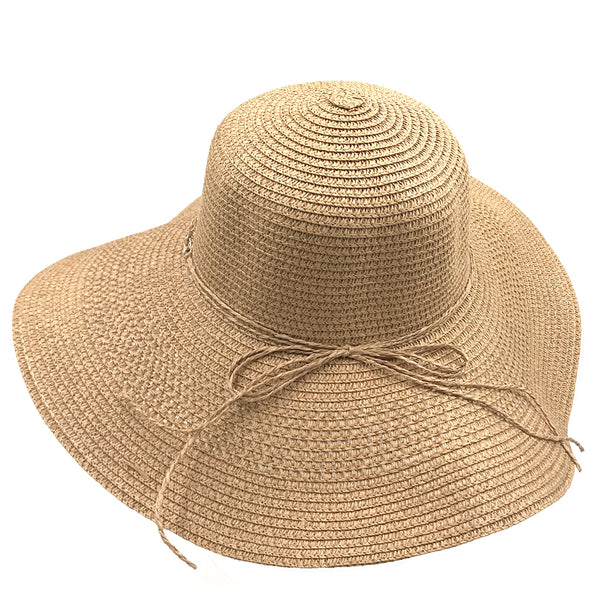 כובע קש רחב שוליים עם מחרוזת קישוט נשים