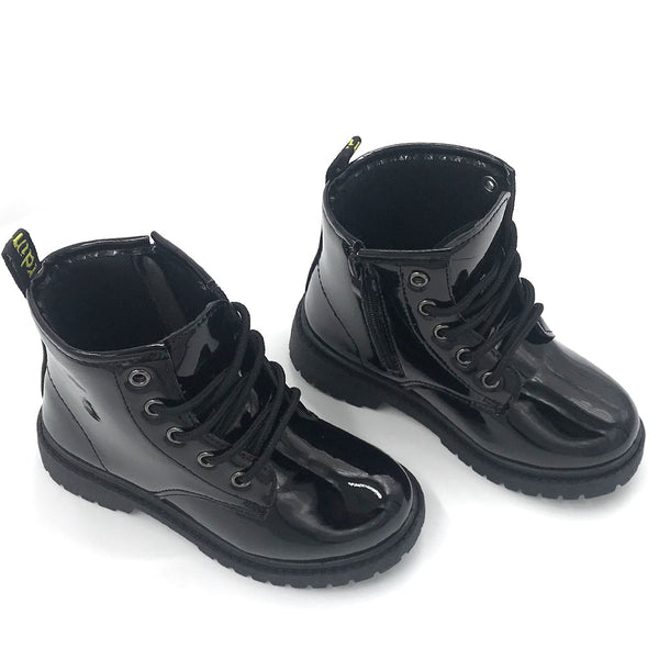 מגף אופנה עם רוכסן בצד שחור מבריק