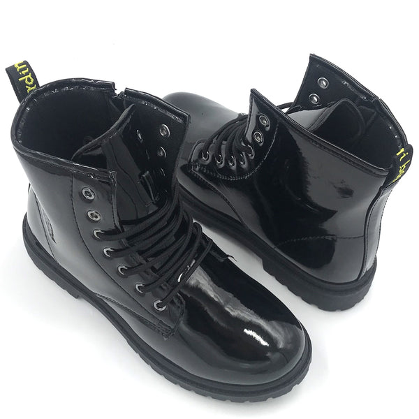 מגף אופנה עם רוכסן בצד שחור מבריק